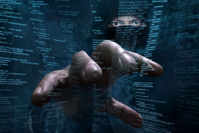 Overlay, o cómo los ciberdelincuentes puede hacerse con tus credenciales bancarias