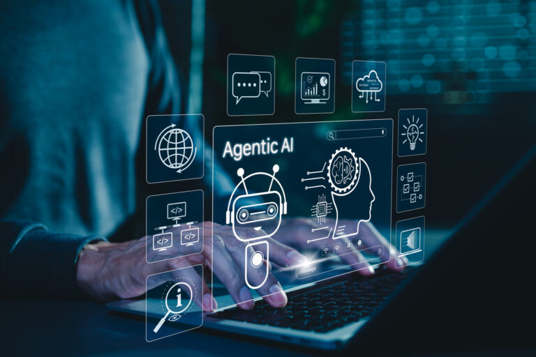 Agentic AI Technology for Intelligent Digital Automation Systems. Man using laptop with robot, brain, agentic AI icons, advanced artificial intelligence, automation, intelligent solutions, modern tech, Chatbot, Chat AI, AI Assistant, AI agent, IA agéntica y empleo